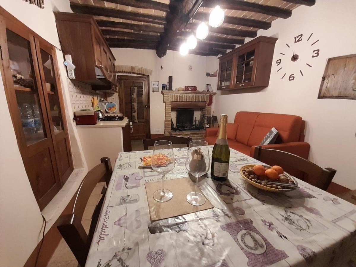 *La Torre Di Amelia* Nel Cuore Dell' Umbria Bagian luar foto
